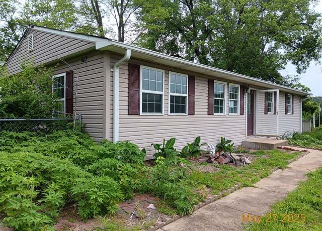 Property at 3734 Carol Park Rd, House Springs, MO 63051, 3 beds, 1 bath