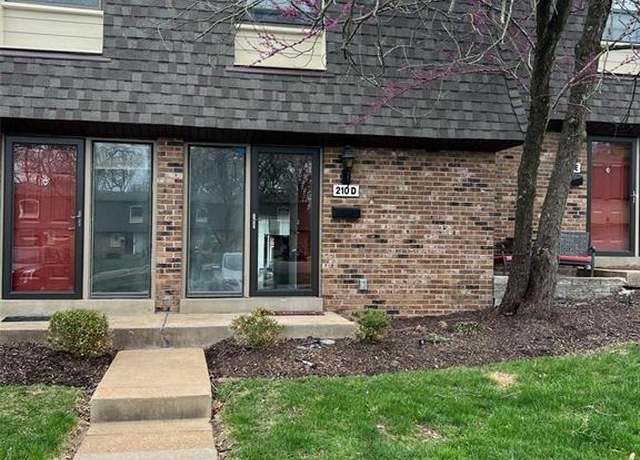 Property at 210 Braeshire Dr Unit D, Ballwin, MO 63021, 2 beds, 1.5 baths