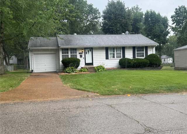 Property at 1222 Hoyt Dr, Bellefontaine Nghbrs, MO 63137, 3 beds, 2 baths