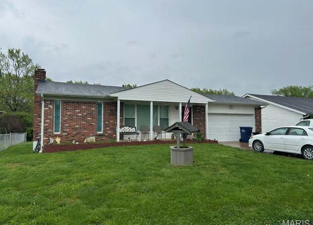 Property at 1301 Birch Dr, Pacific, MO 63069, 2 beds, 1 bath