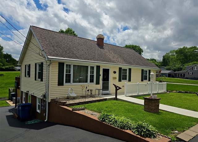 Property at 3617 Franor St, Alton, IL 62002, 3 beds, 2 baths