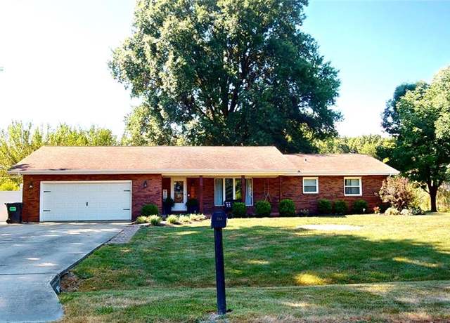 Property at 904 Davies Ln, Granite City, IL 62040, 3 beds, 2 baths
