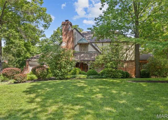 Property at 12741 Nanell Ln, St Louis, MO 63127, 4 beds, 3.5 baths