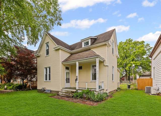 Property at 413 Park Ave, Belleville, IL 62220, 3 beds, 2 baths