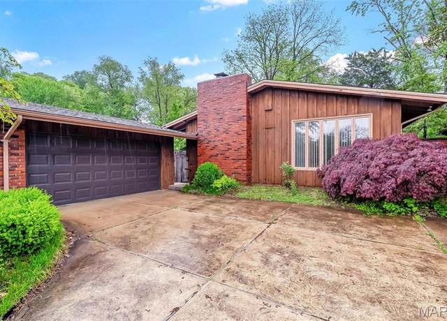 Property at 13083 Ferntrails Ln, St Louis, MO 63141, 3 beds, 2 baths