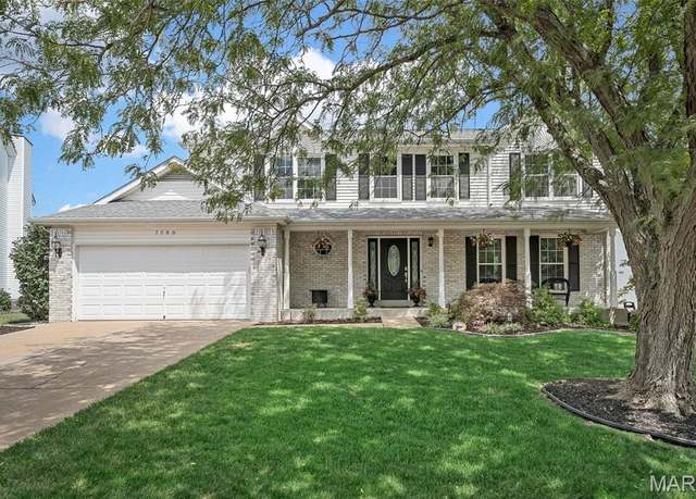 Property at 7589 Shadybridge Dr, St Louis, MO 63129, 4 beds, 3.5 baths