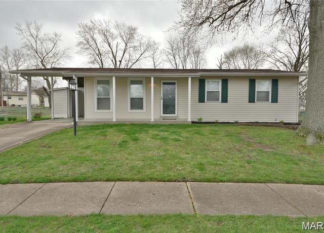 Property at 1917 Torero Ln, Florissant, MO 63031, 3 beds, 1 bath