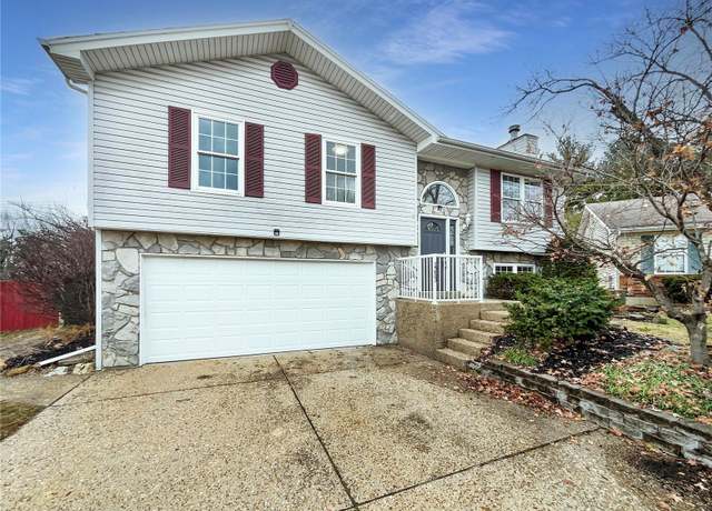 Property at 1253 Orion Way, St Peters, MO 63376, 3 beds, 2.5 baths