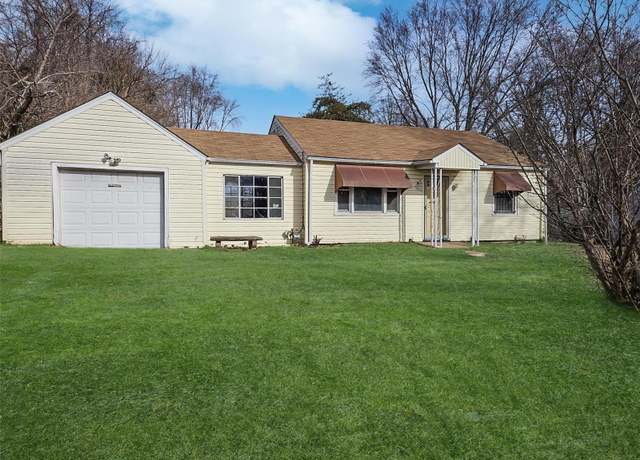 Property at 1907 Green Valley Dr, St Louis, MO 63136, 2 beds, 1 bath