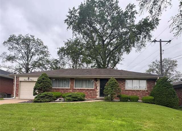 Property at 6112 Deerwood Dr, St Louis, MO 63123, 2 beds, 2.5 baths
