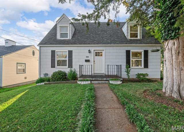 Property at 8506 Mathilda Ave, St Louis, MO 63123, 3 beds, 1.5 baths