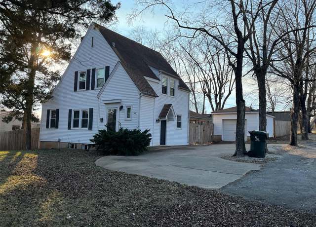 Property at 408 No Water St, Potosi, MO 63664, 3 beds, 2 baths