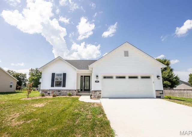 Property at 405 Acorn Way, Lebanon, IL 62254, 3 beds, 2 baths