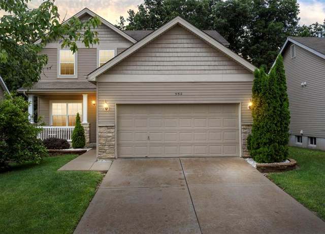 Property at 554 Springhurst Pkwy, O'fallon, MO 63368, 3 beds, 2.5 baths