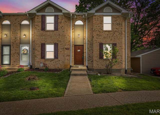 Property at 1968 Casa Dr, Arnold, MO 63010, 2 beds, 2.5 baths