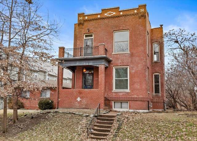 Property at 4361 Laclede Ave, St Louis, MO 63108, 3 beds, 2.5 baths