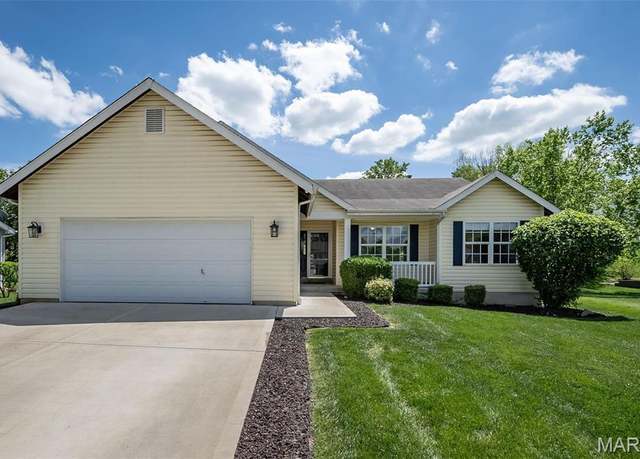 Property at 170 Valleybrook Dr, O'fallon, MO 63368, 3 beds, 2 baths