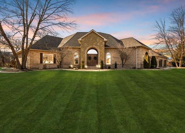 Property at 1369 Palmer Creek Dr, Columbia, IL 62236, 4 beds, 3.5 baths