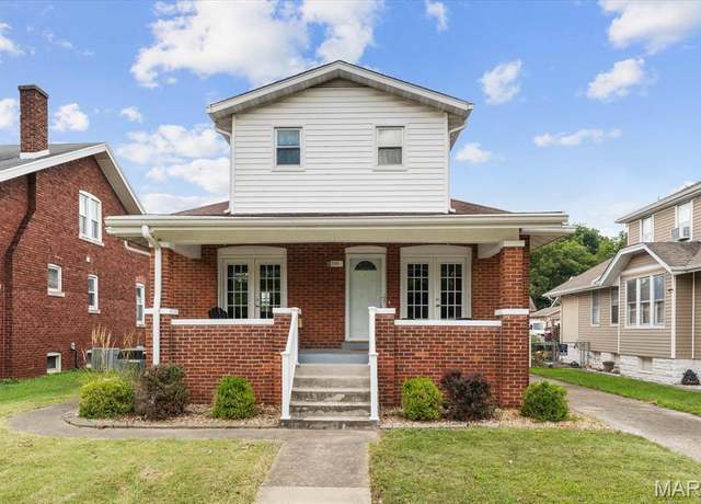 Property at 2116 W A St, Swansea, IL 62226, 3 beds, 2.5 baths
