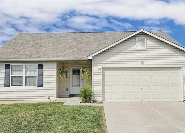 Property at 129 Tuscany Ln, Wentzville, MO 63385, 3 beds, 2 baths