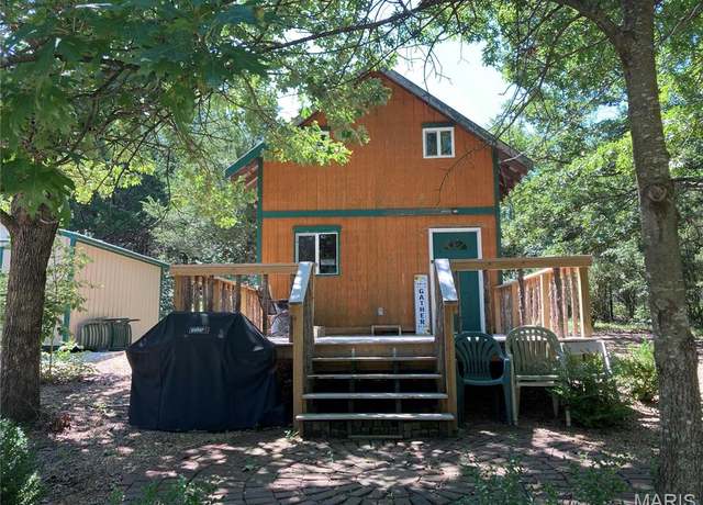 Property at 421 Park Ln, Union, MO 63084, 1 bed