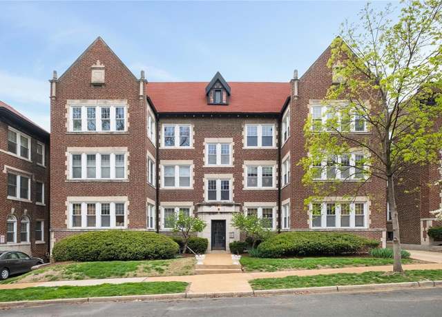 Property at 6305 Southwood Ave Unit 3W, St Louis, MO 63105, 3 beds, 2 baths
