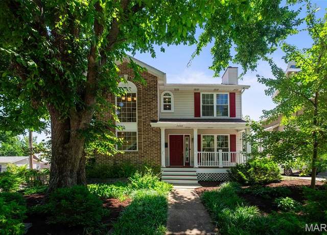 Property at 7300 Shaftesbury Ave, St Louis, MO 63130, 3 beds, 2.5 baths