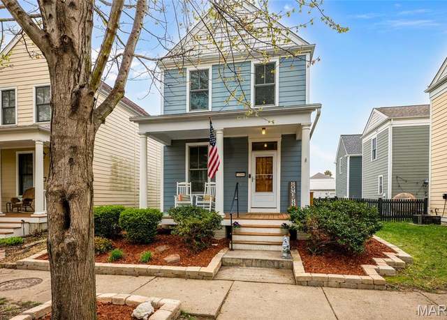 Property at 3208 S Mester St, St Charles, MO 63301, 2 beds, 2.5 baths
