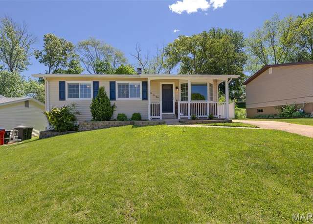 Property at 10930 Ambush Dr, St Louis, MO 63123, 3 beds, 2 baths