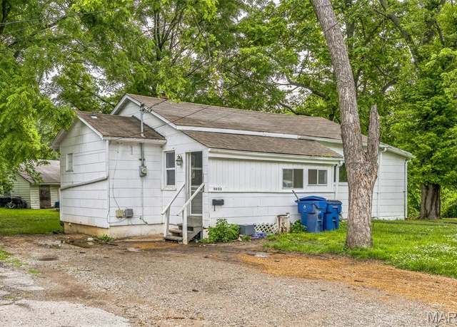 Property at 8033 Winfield Ave, St Louis, MO 63114, 3 beds, 1 bath