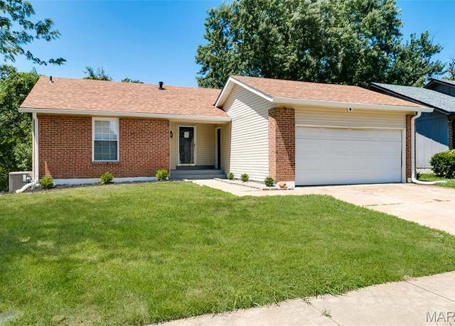 Property at 5277 Trailview Dr, Black Jack, MO 63033, 4 beds, 2 baths