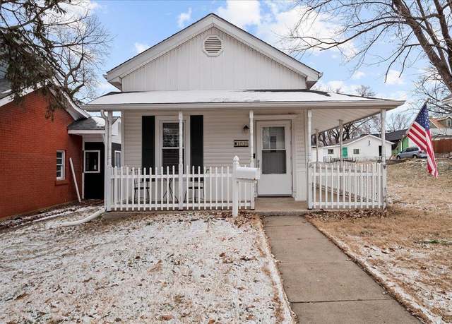 Property at 1035 N Kingshighway St, St Charles, MO 63301, 1 bed, 1 bath