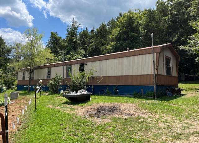 Property at 1334 Beverly Blvd, Park Hills, MO 63601, 3 beds, 2 baths