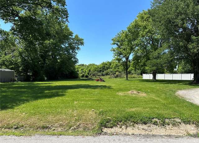 Property at 305 Bernard Dr, Belleville, IL 62223