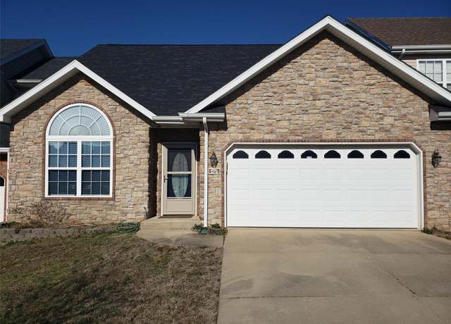 Property at 275 Carmel Valley Way, St Robert, MO 65584, 3 beds, 2 baths