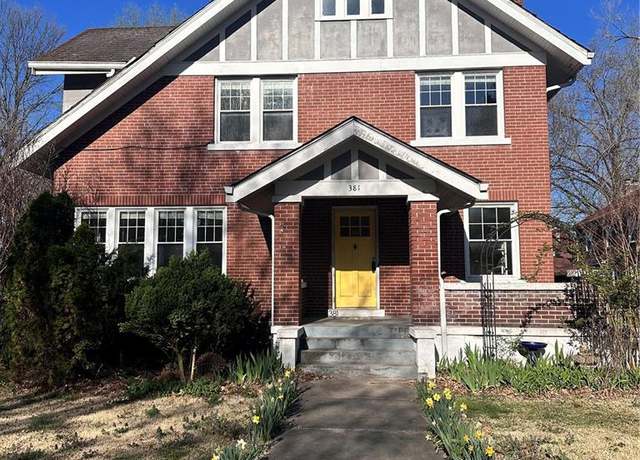 Property at 381 N Park Ave, Cape Girardeau, MO 63701, 3 beds, 1.5 baths