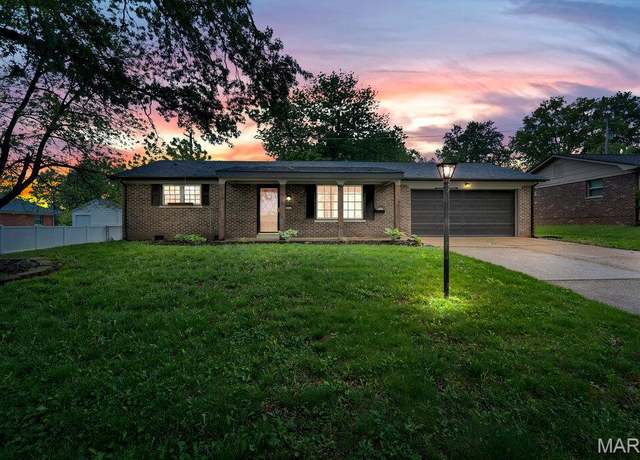 Property at 133 Winthrop Dr, Belleville, IL 62221, 2 beds, 1 bath