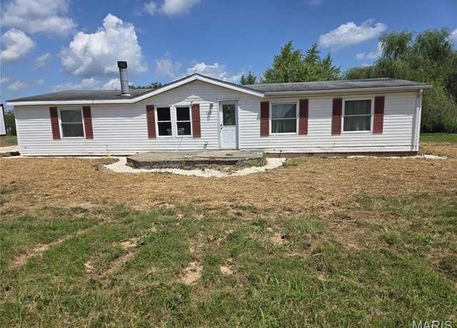 Property at 248 Sycamore Ct, Oak Ridge, MO 63769, 3 beds, 2 baths