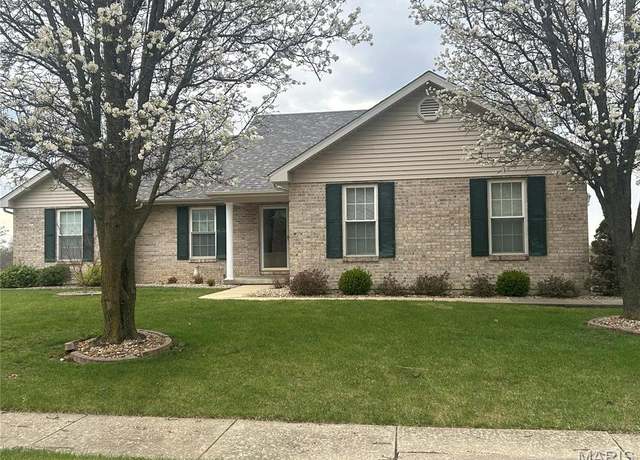 Property at 429 E Locust St, Columbia, IL 62236, 3 beds, 2 baths