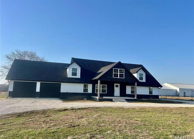 Property at 24110 Evanston, Lebanon, MO 65536, 4 beds, 2 baths