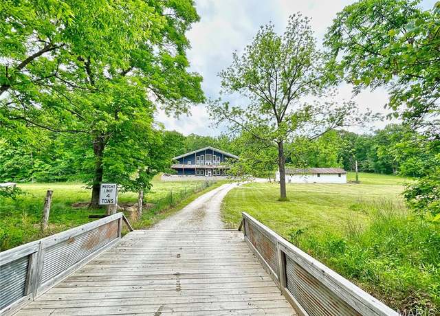 Property at 5054 Highway K, Sullivan, MO 63080, 4 beds, 3 baths