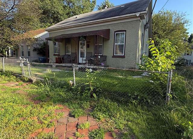 Property at 1215 E 6th St, IL 62002
