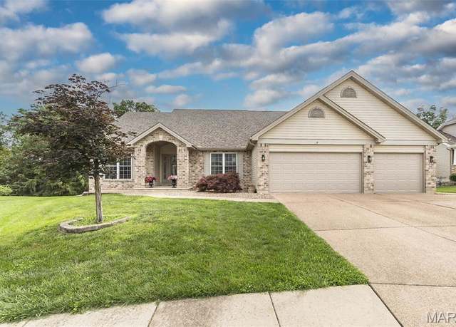 Property at 14 Liberty Creek Ct, Wentzville, MO 63385, 4 beds, 3 baths