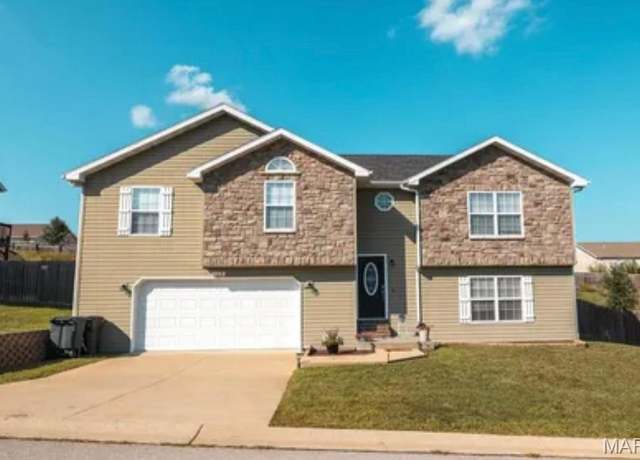 Property at 108 Mary Catherine, Waynesville, MO 65583, 4 beds, 3 baths