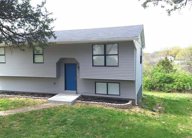Property at 3687 E Lakeview Dr, House Springs, MO 63051, 4 beds, 2 baths