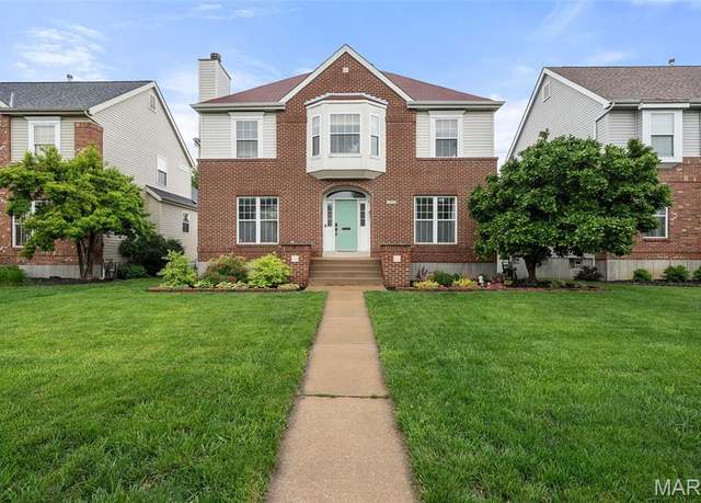 Property at 3023 Eads Ave, St Louis, MO 63104, 3 beds, 3 baths