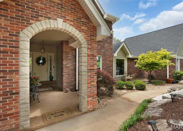 Property at 1553 Ridge Rd, Wildwood, MO 63021, 5 beds, 3.5 baths