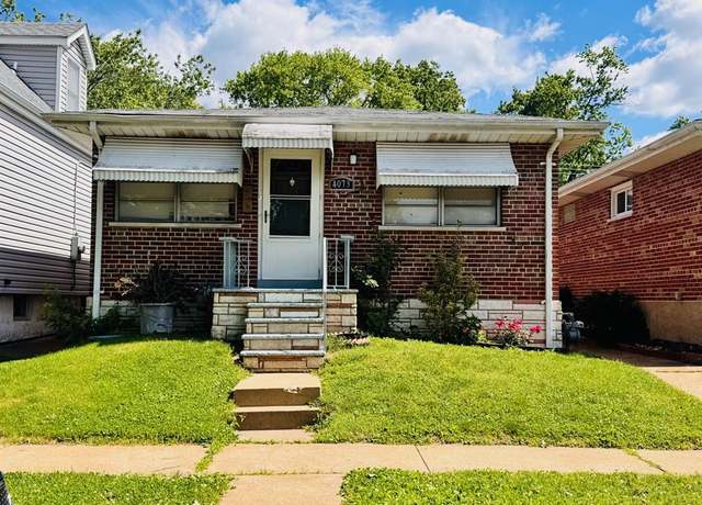 Property at 4073 Burgen Ave, St Louis, MO 63116, 2 beds, 1 bath