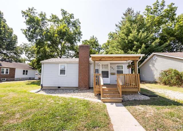 Property at 207 N Edison St, Freeburg, IL 62243, 2 beds, 1 bath