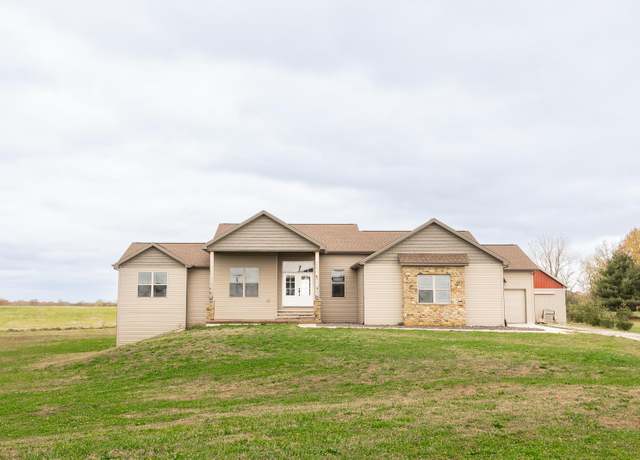 Property at 7839 Whisper Rdg, Waterloo, IL 62298, 4 beds, 3 baths
